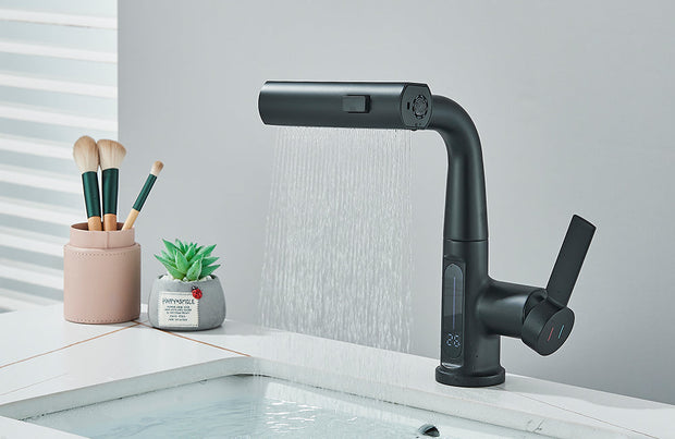AquaSense | Elegante Badarmatur mit Temperaturanzeige - Brezella