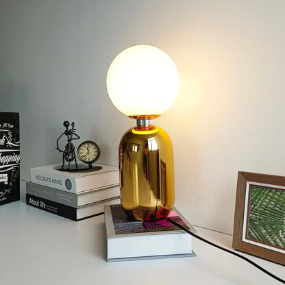 ScandiLeucht | Minimalistische LED-Lampe im nordischen Stil