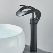 OpulentFlow | Premium-Wasserhahn mit eleganter Oberfläche - Brezella