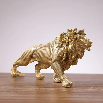 GoldLöwe | Elegante Löwenstatue für luxuriöse Dekoration - Brezella