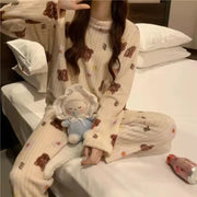 KomfortSamt | Weiche Pyjamaset für kalte Nächte - Brezella