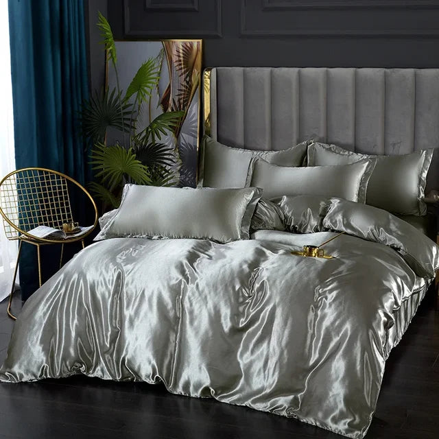SilkEleganz | Satin-Bettwäsche-Set für luxuriöse Nächte - Brezella