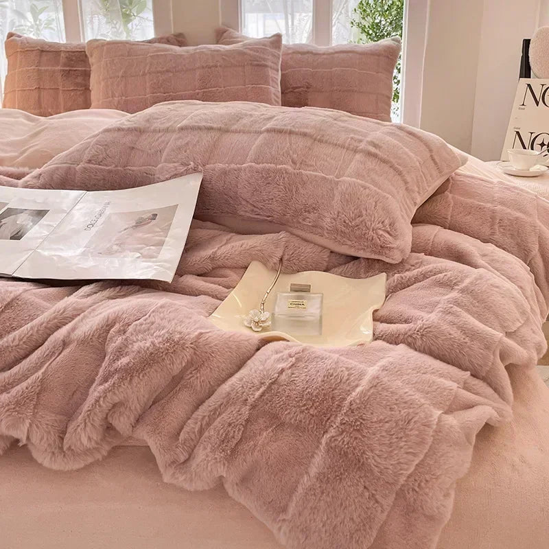 FurNest | Flauschiges Bettwäscheset mit Fell-Optik - Brezella