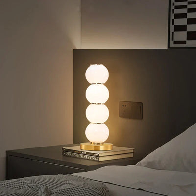 Strahlzauber | Moderne LED-Lampe für harmonische Beleuchtung - Brezella
