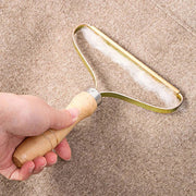 FlusenFix | Effektiver Teppichkratzer für saubere Böden - Brezella