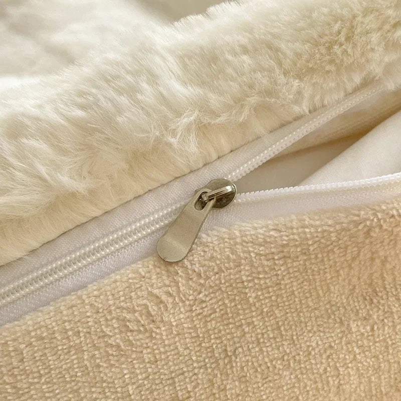 FurNest | Flauschiges Bettwäscheset mit Fell-Optik - Brezella
