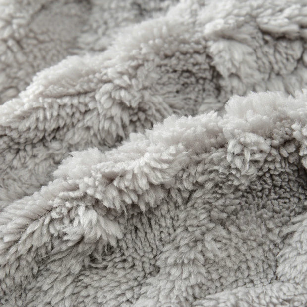 FurryHug | Extra warmer Wintermantel für Haustiere - Brezella