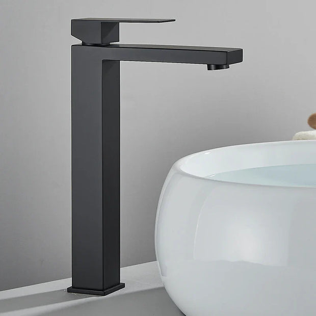 PureStream | Moderne Design-Mischbatterie für Bäder - Brezella