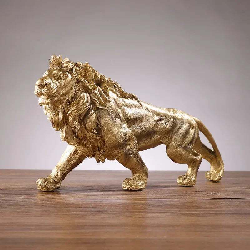 GoldLöwe | Elegante Löwenstatue für luxuriöse Dekoration - Brezella