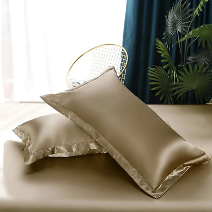 SilkEleganz | Satin-Bettwäsche-Set für luxuriöse Nächte - Brezella