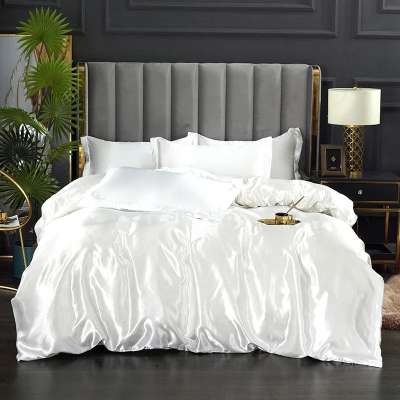 SilkEleganz | Satin-Bettwäsche-Set für luxuriöse Nächte - Brezella