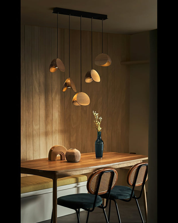 LichtLuxe | Zarte Hängelampe für ein exklusives Flair - Brezella