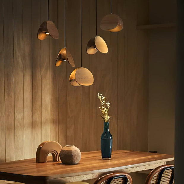 LichtLuxe | Zarte Hängelampe für ein exklusives Flair - Brezella