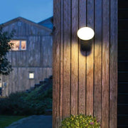 RayGlow | Solarbetriebene, energieeffiziente Schuttinglampe - Brezella