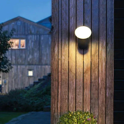 MotionGlow | Smart LED-Außenleuchte mit Bewegungssensor
