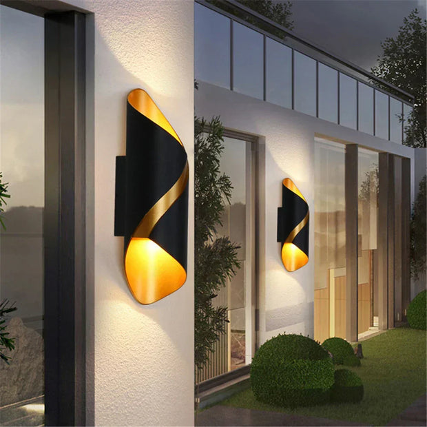 GlowTide | Robuste Außenlampe mit wasserdichtem IP65-Gehäuse - Brezella