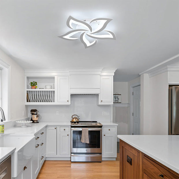 Moderne LED-Deckenleuchte in Blumenform