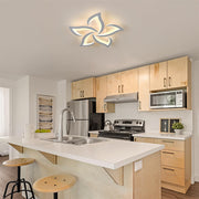 Moderne LED-Deckenleuchte in Blumenform