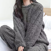 SanftHaut | Luxuriöses Samt-Pyjama-Set mit Rippenstruktur - Brezella