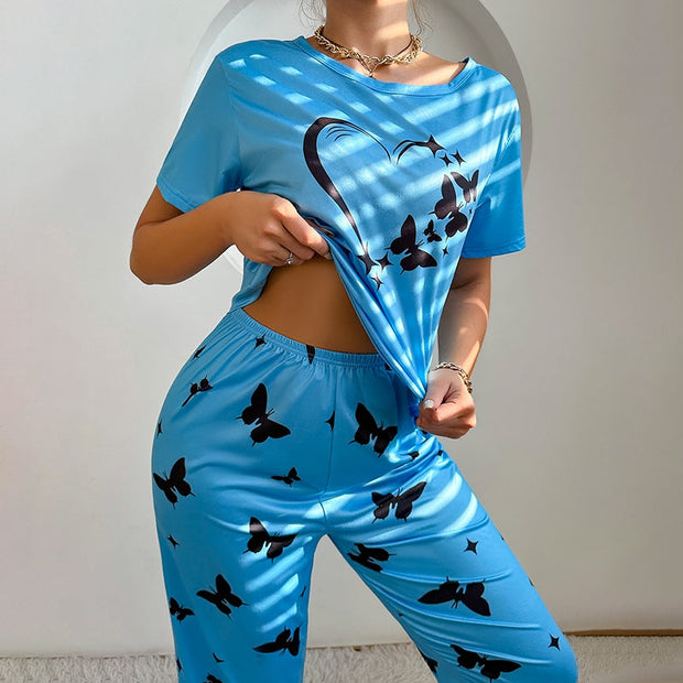 FlügelLuxe | Damen-Pyjama mit zartem Butterfly-Design - Brezella