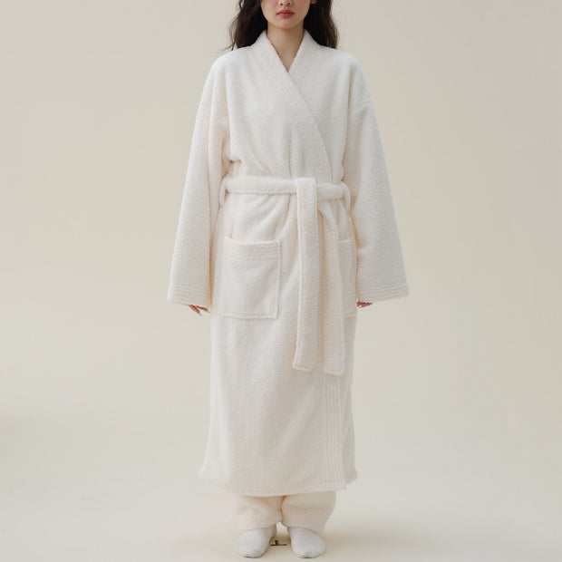 ThermoKimono | Weicher Flanellbademantel für kalte Tage - Brezella