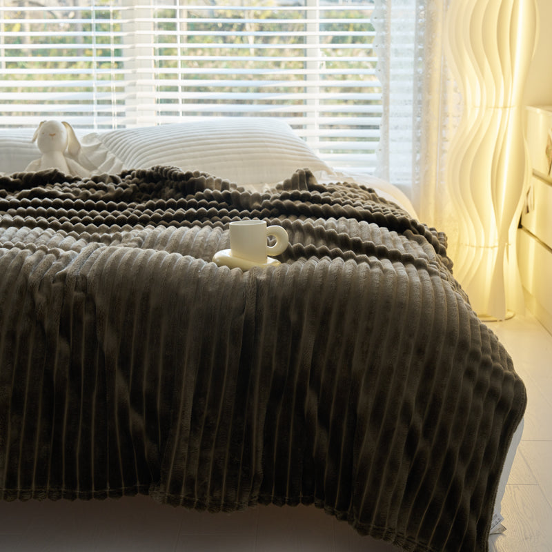 CozyFleece | Komfortable Korallenfleece-Decke für kalte Tage