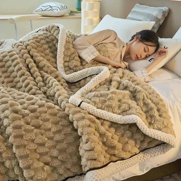 FlauschZauber | Luxuriöse Softtouch-Decke - Brezella