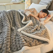 FlauschZauber | Luxuriöse Softtouch-Decke - Brezella