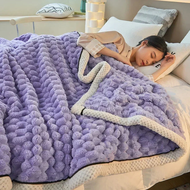 FlauschZauber | Luxuriöse Softtouch-Decke - Brezella