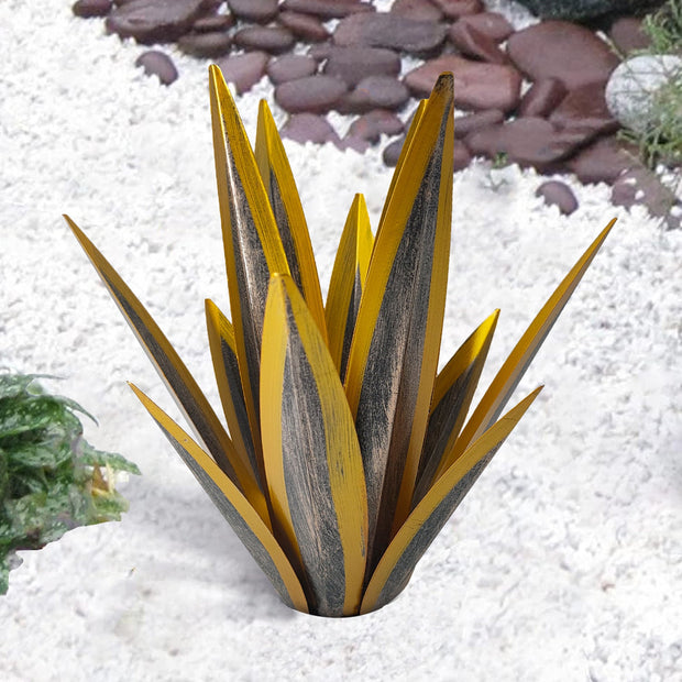 GlowSucculent | Kunstvolle Agave Statue aus haltbarem Metall - Brezella