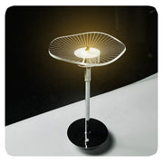 GlowEssence | Minimalistische LED-Tischlampe für Zuhause - Brezella
