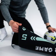 MiniKick | Kompakte Fußballmatte für das Heimtraining - Brezella