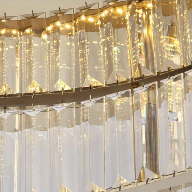 Elegante Runde Deckenleuchte In Gold