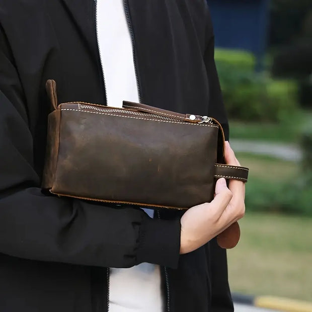 TimelessCase | Klassische Kulturtasche aus hochwertigem Leder - Brezella