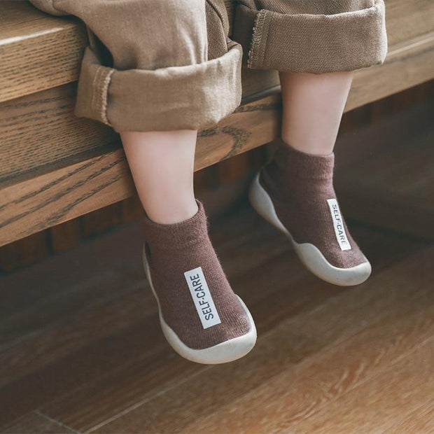 SamtSohle | Bequeme Babyschühchen mit rutschfester Sohle - Brezella