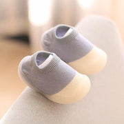 GripBaby | Antirutsch-Schuhe für Babys - Brezella