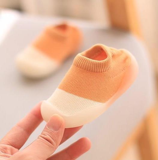 GripBaby | Antirutsch-Schuhe für Babys - Brezella