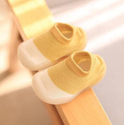 GripBaby | Antirutsch-Schuhe für Babys - Brezella