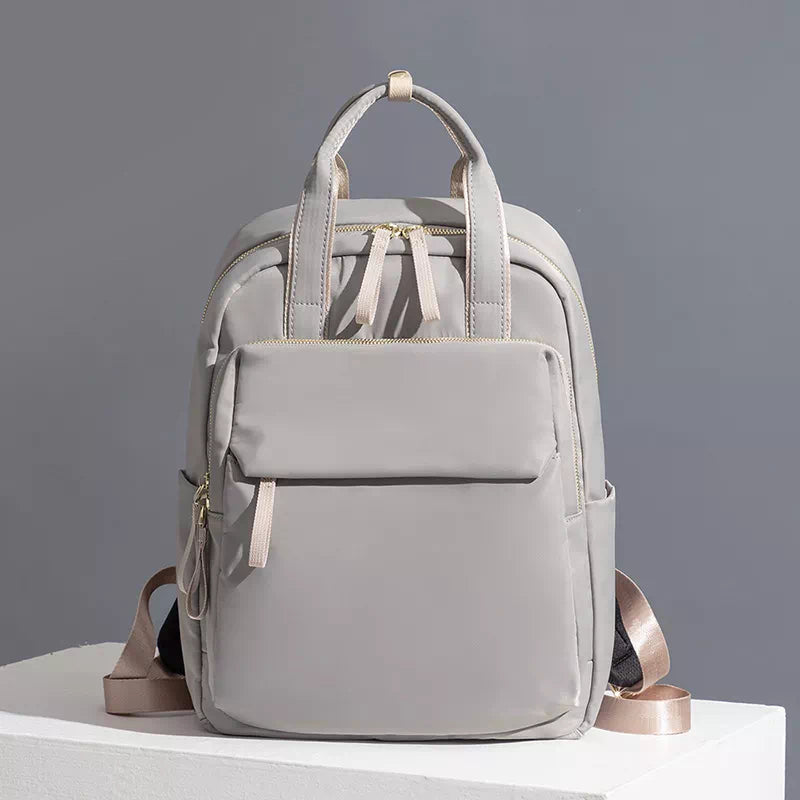 MetroEase | Minimalistischer Reise-Rucksack für den modernen Alltag - Brezella
